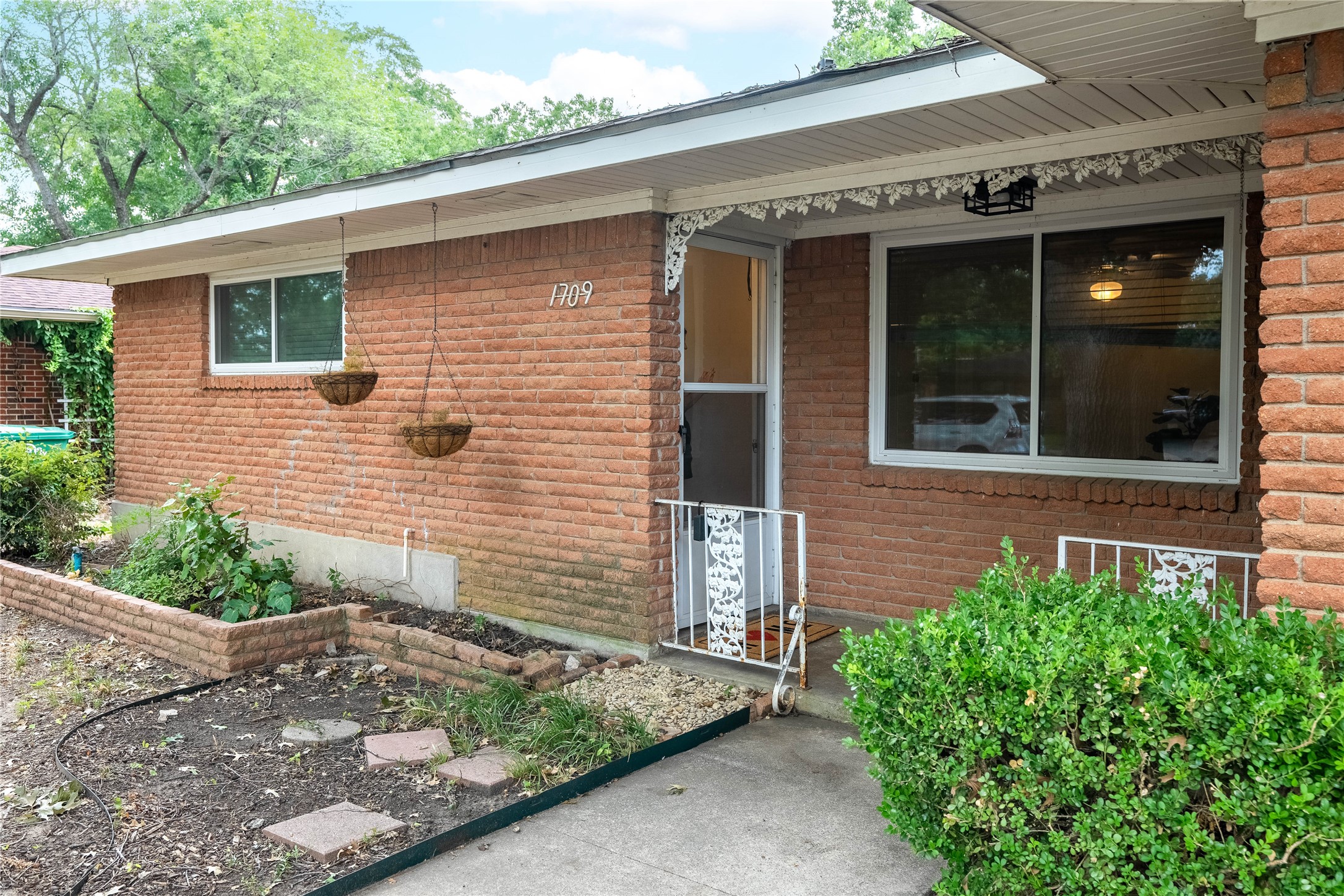 1709 Cordell Street Denton TX 76201