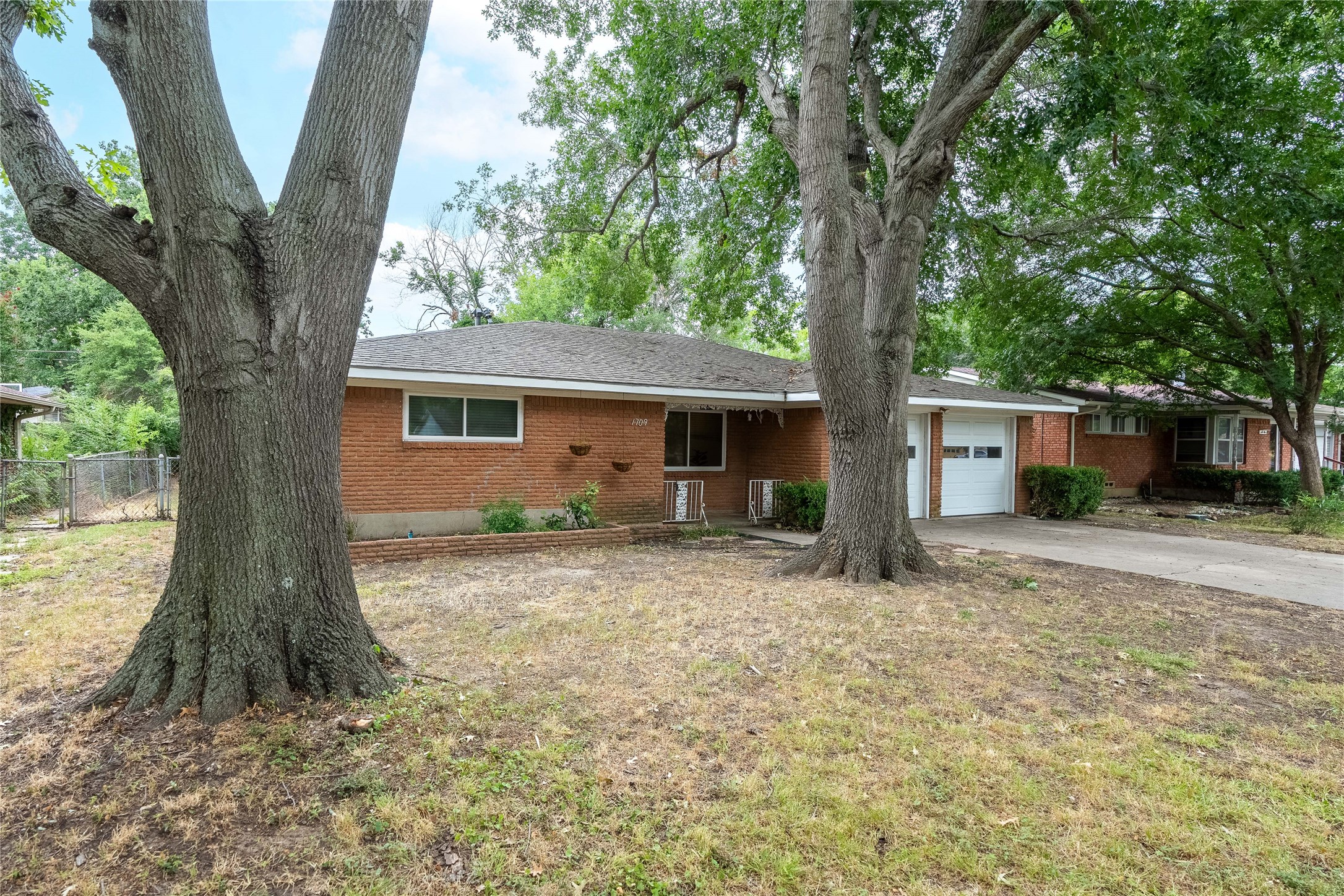 1709 Cordell Street Denton TX 76201