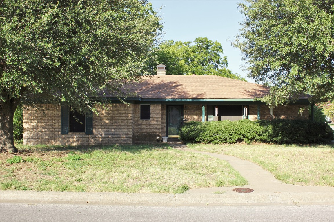 990 Mockingbird Street Stephenville TX 76401