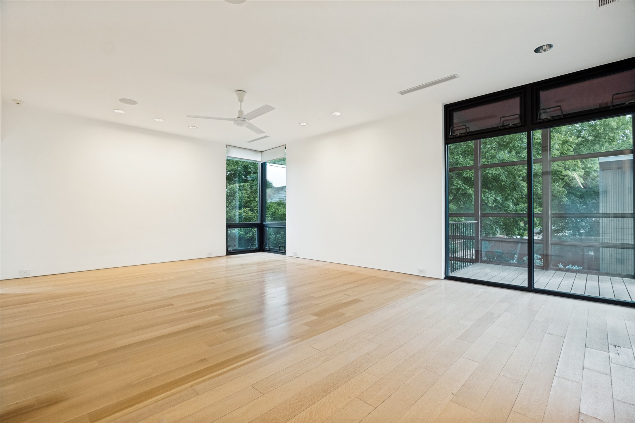 1810 Bermuda Street Dallas TX 75214