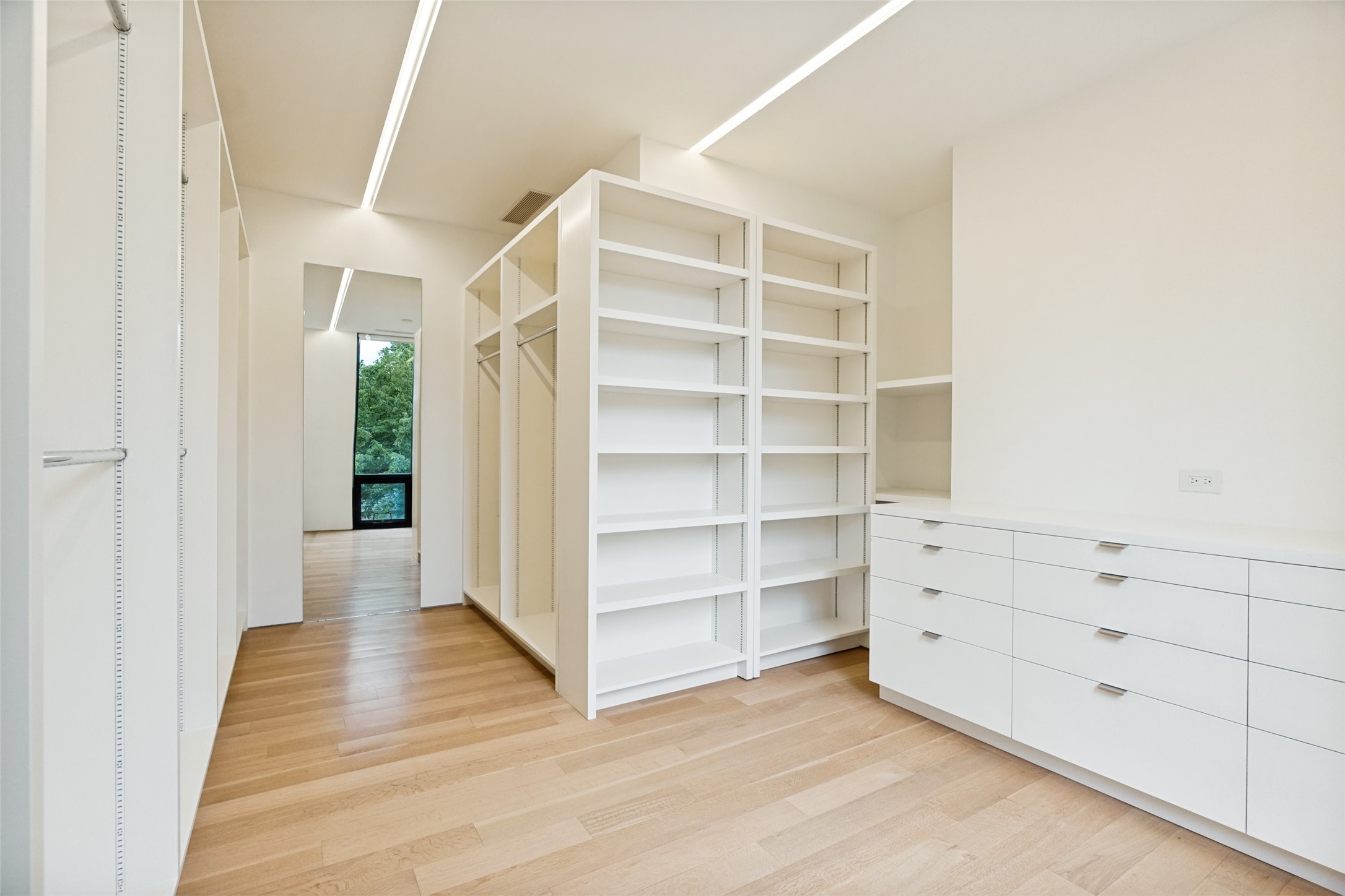 1810 Bermuda Street Dallas TX 75214