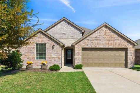 1209 Roadrunner Drive Little Elm TX 75068