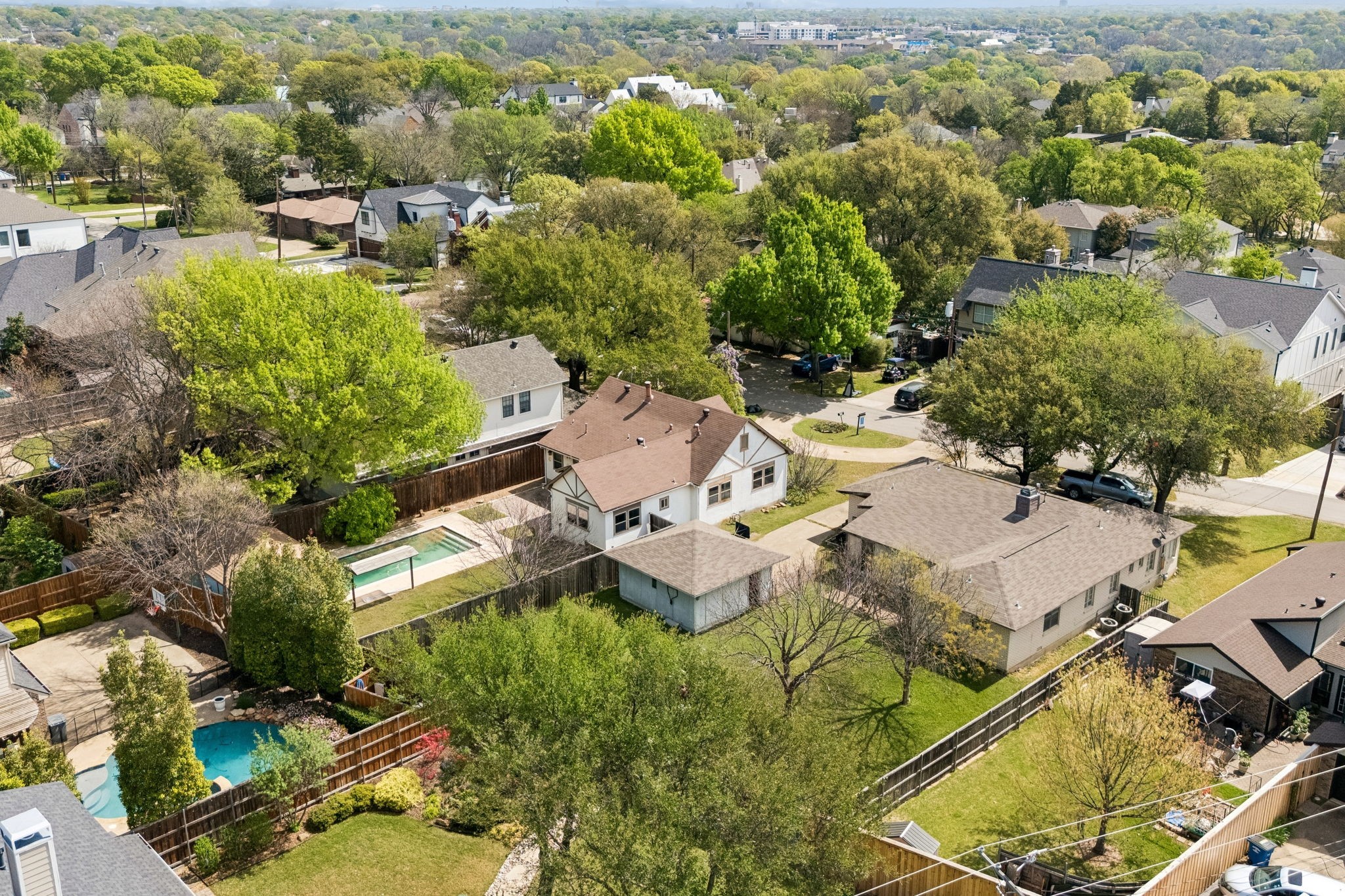 8015 Eagle Trail Dallas TX 75238