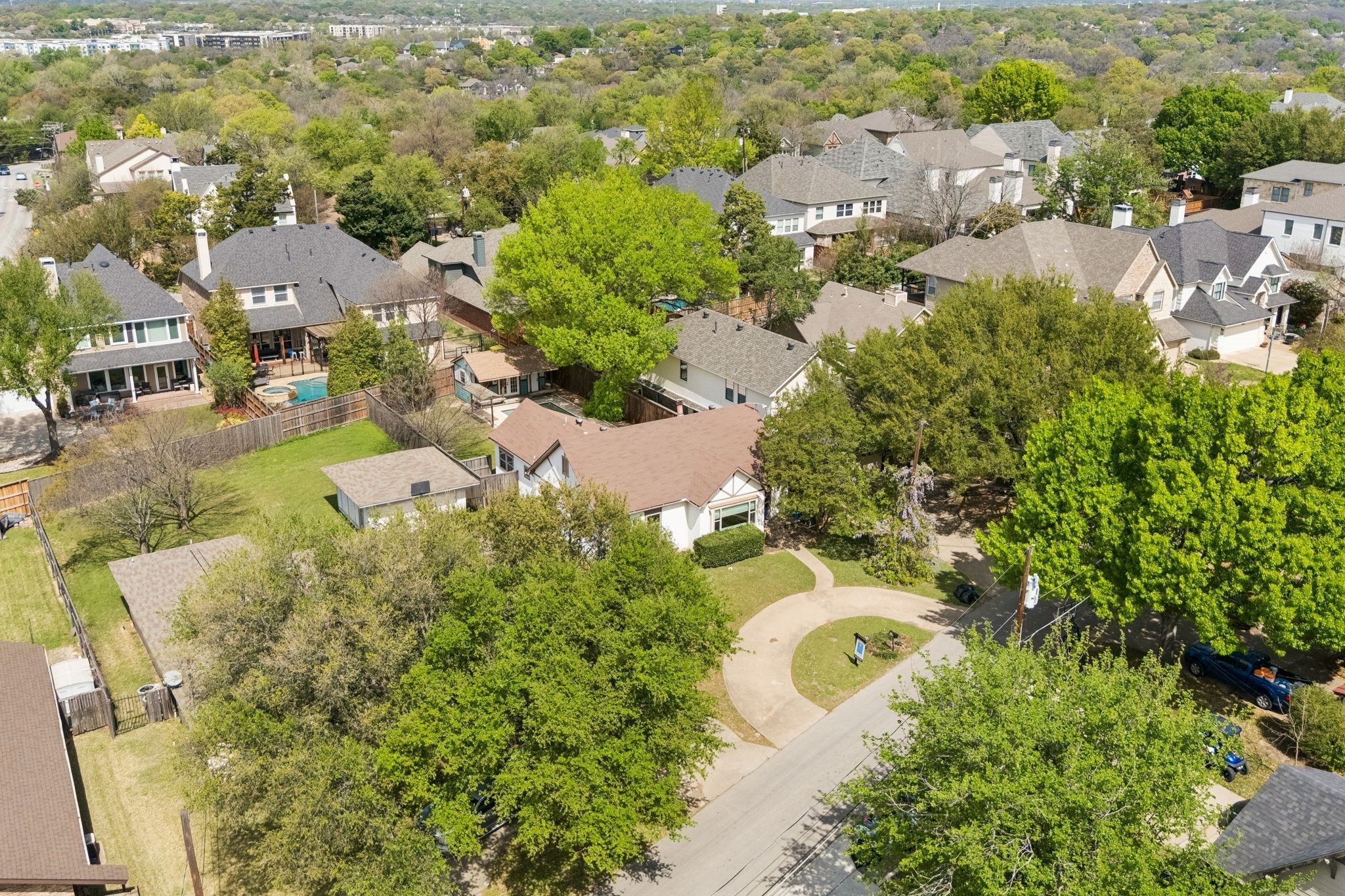 8015 Eagle Trail Dallas TX 75238