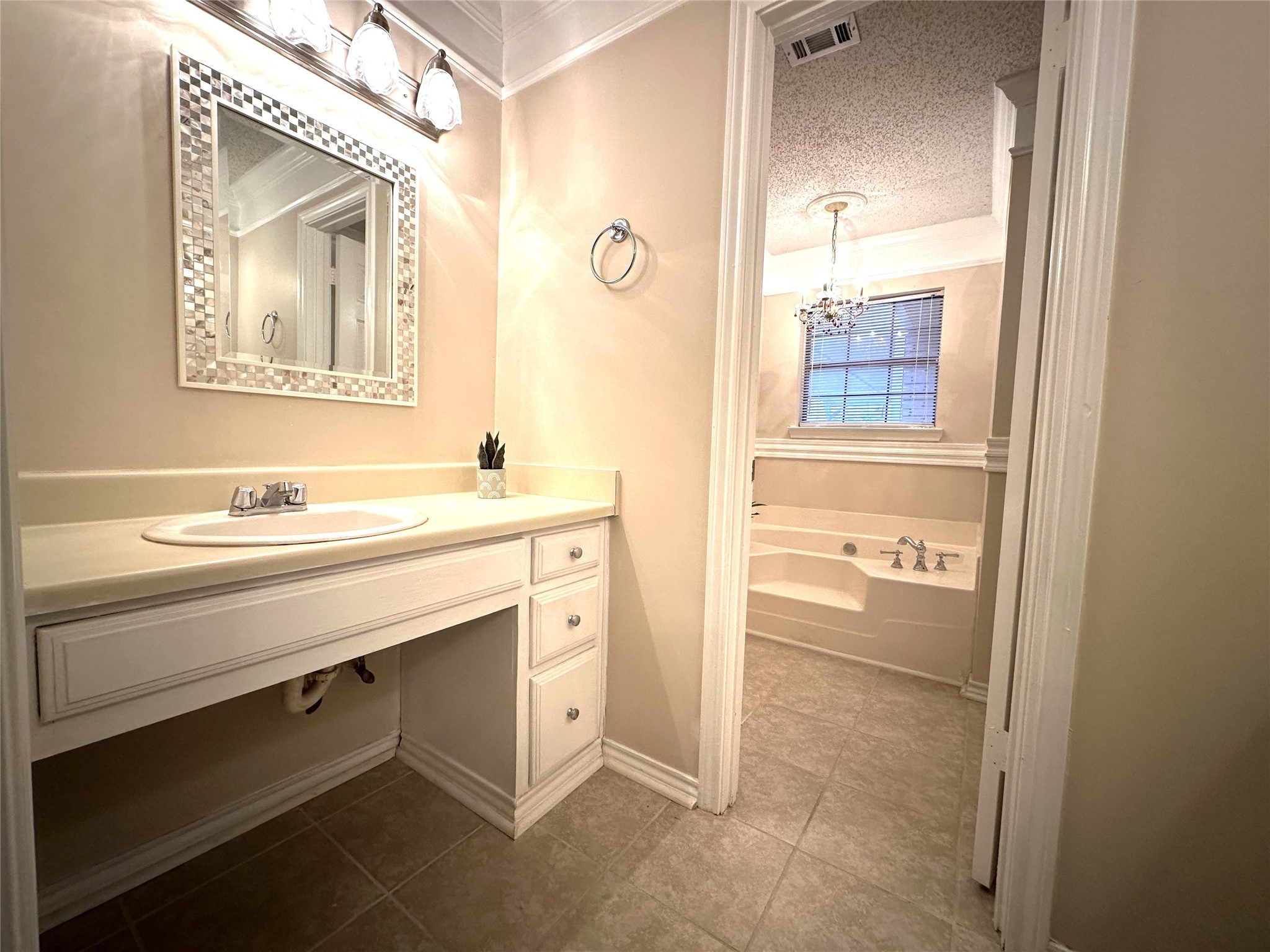 1020 Lincoln Drive Sulphur Springs TX 75482