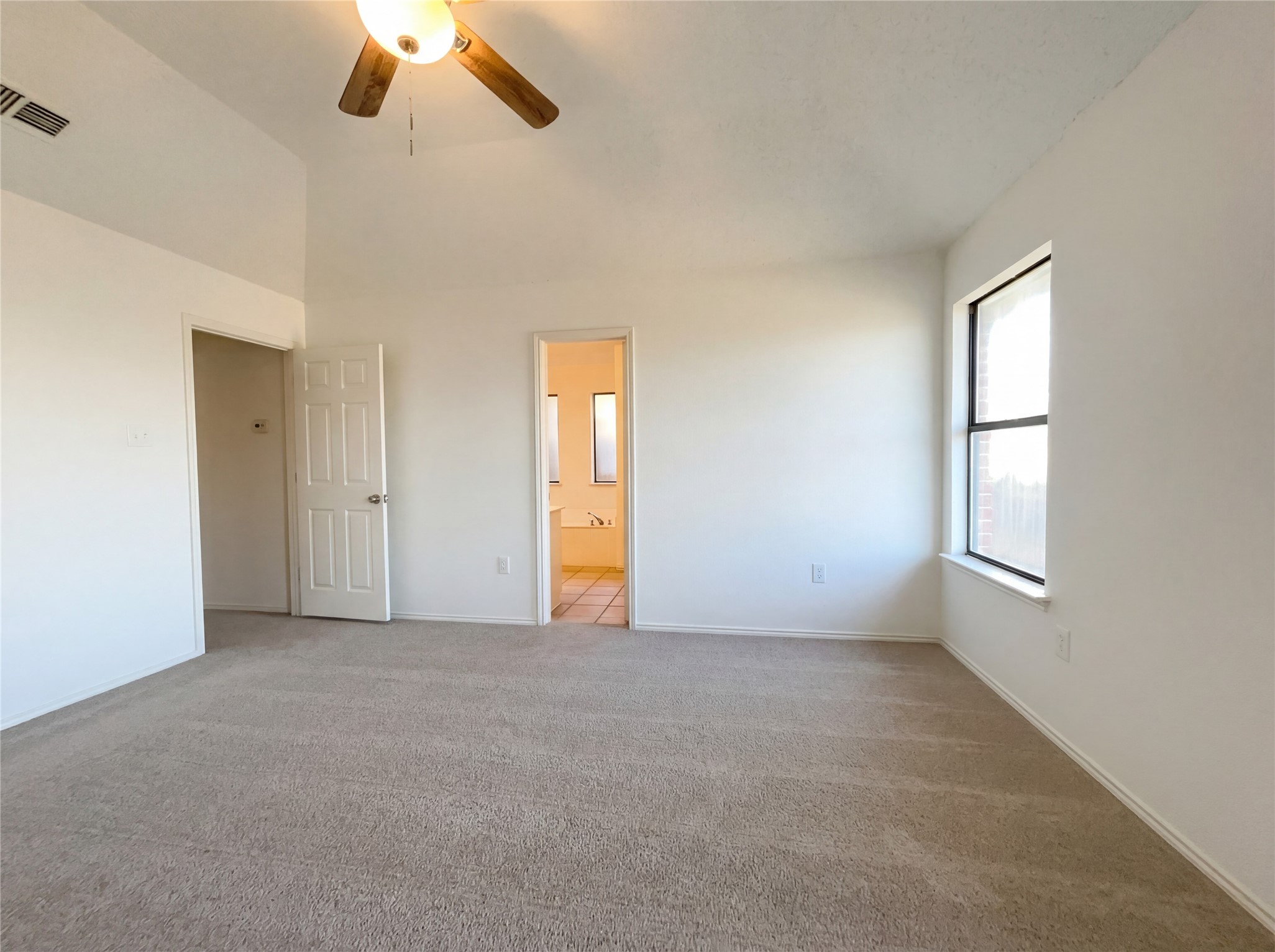 709 Sandy Trail Fort Worth TX 76120