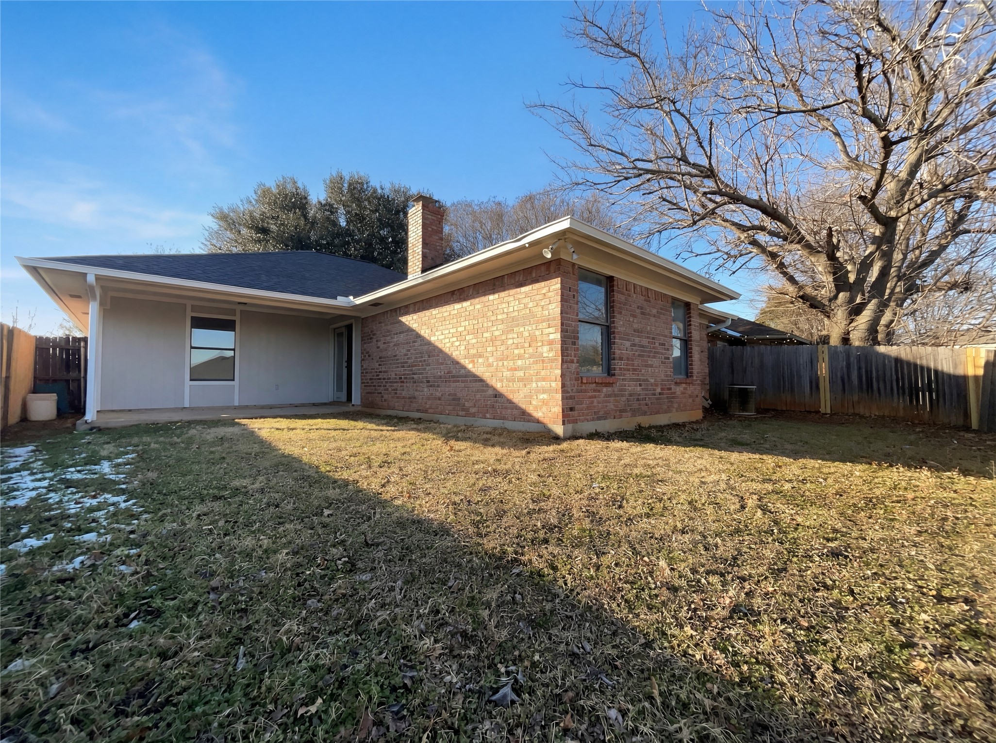 709 Sandy Trail Fort Worth TX 76120