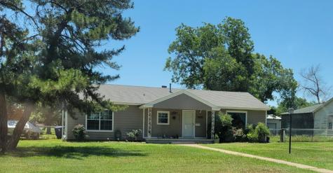 2725 Belmeade Street Brownwood TX 76801