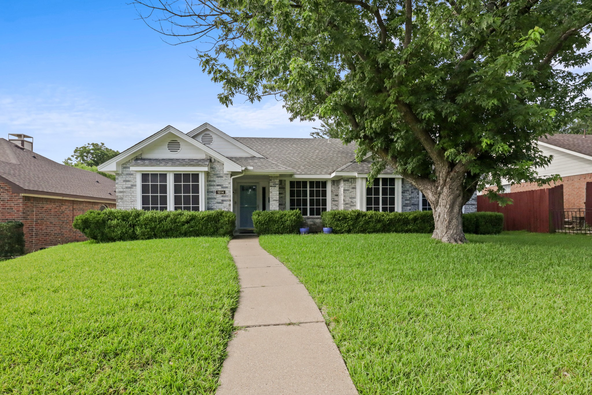 1314 Hall Lane Seagoville TX 75159