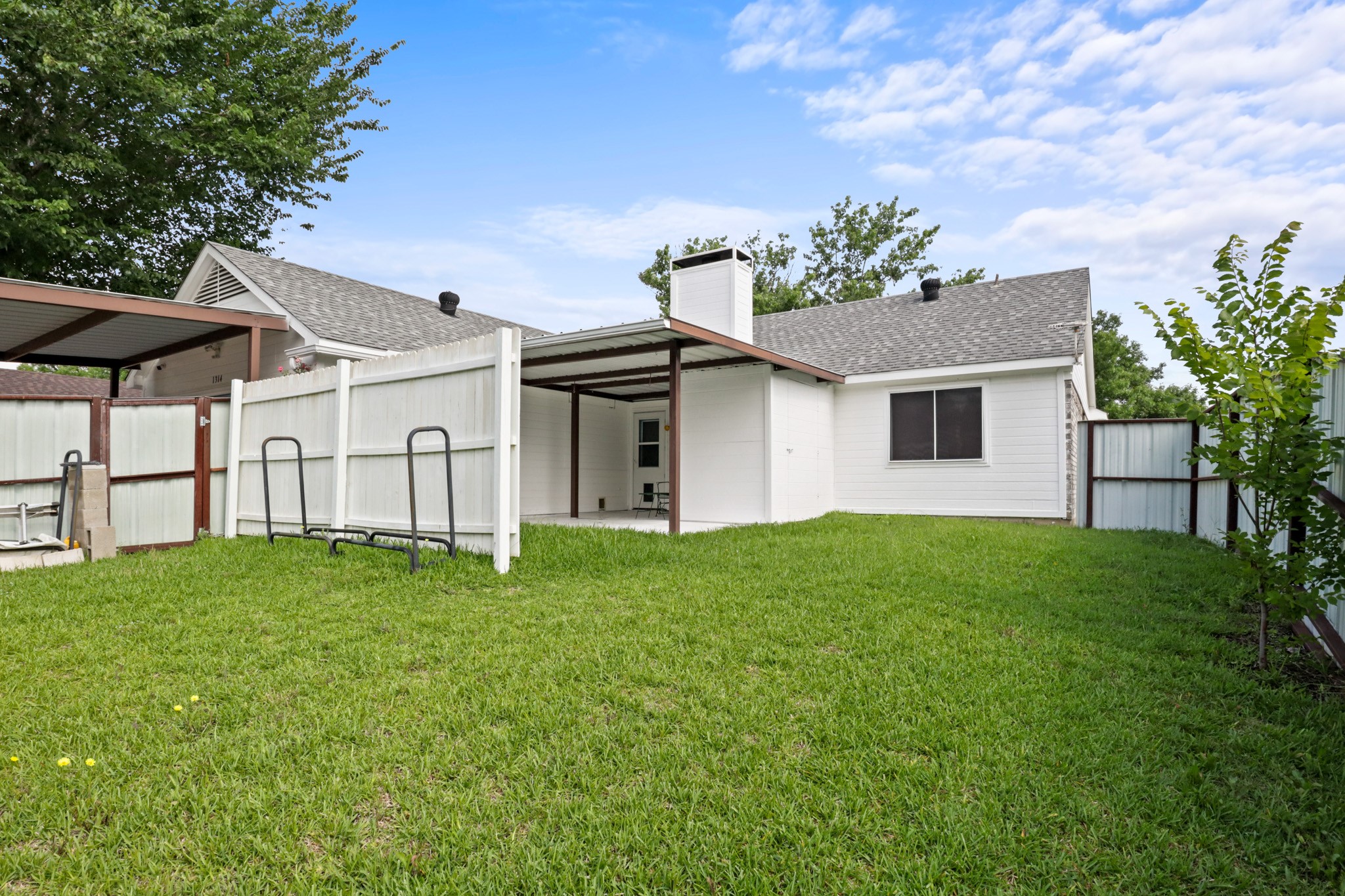 1314 Hall Lane Seagoville TX 75159