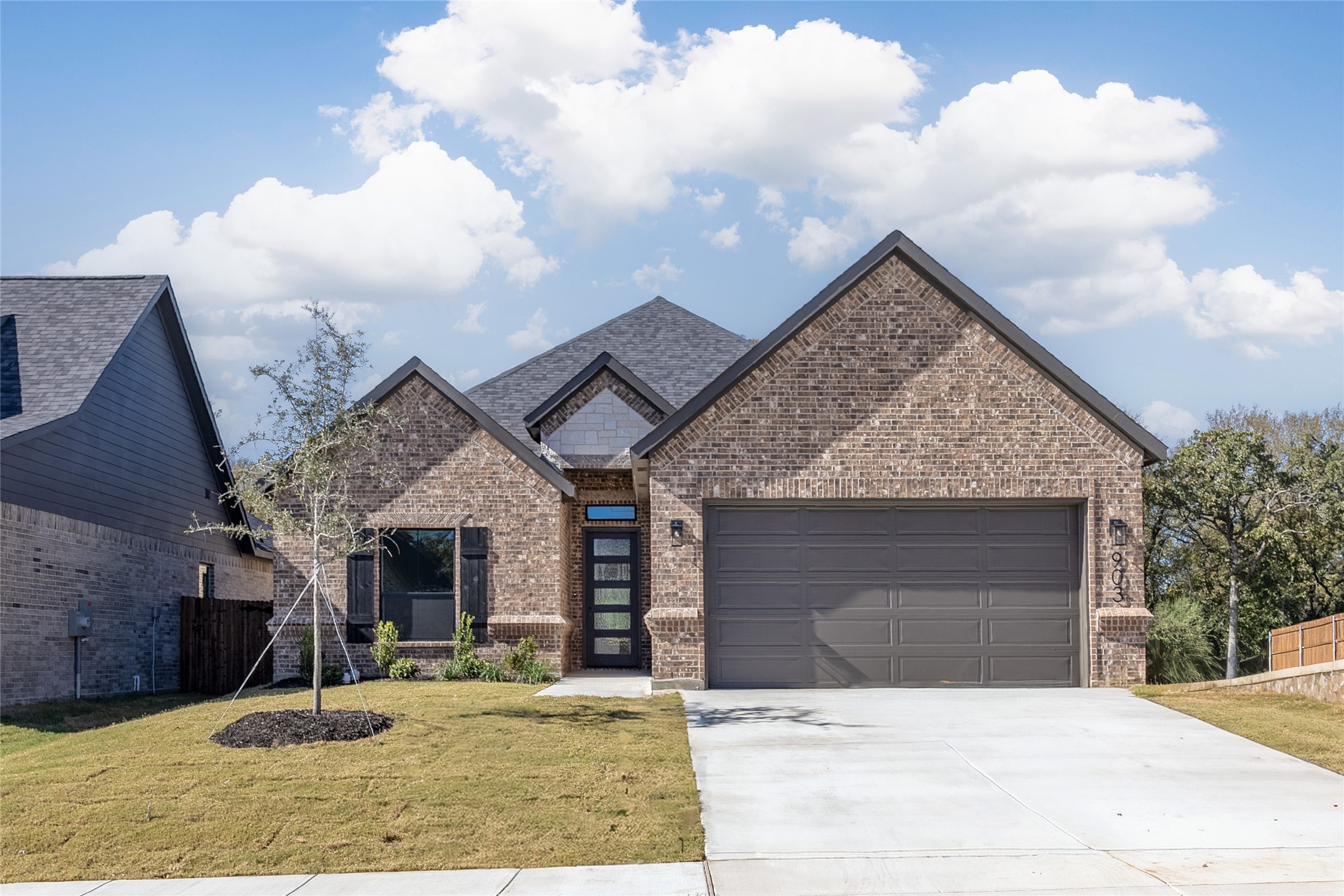 903 Boston Lane River Oaks TX 76114