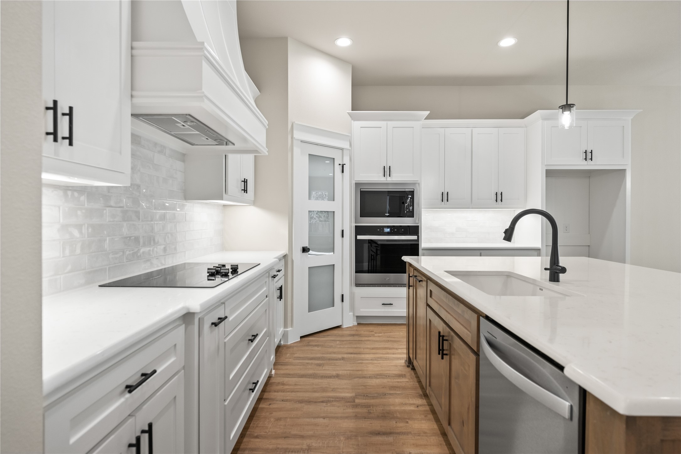 903 Boston Lane River Oaks TX 76114