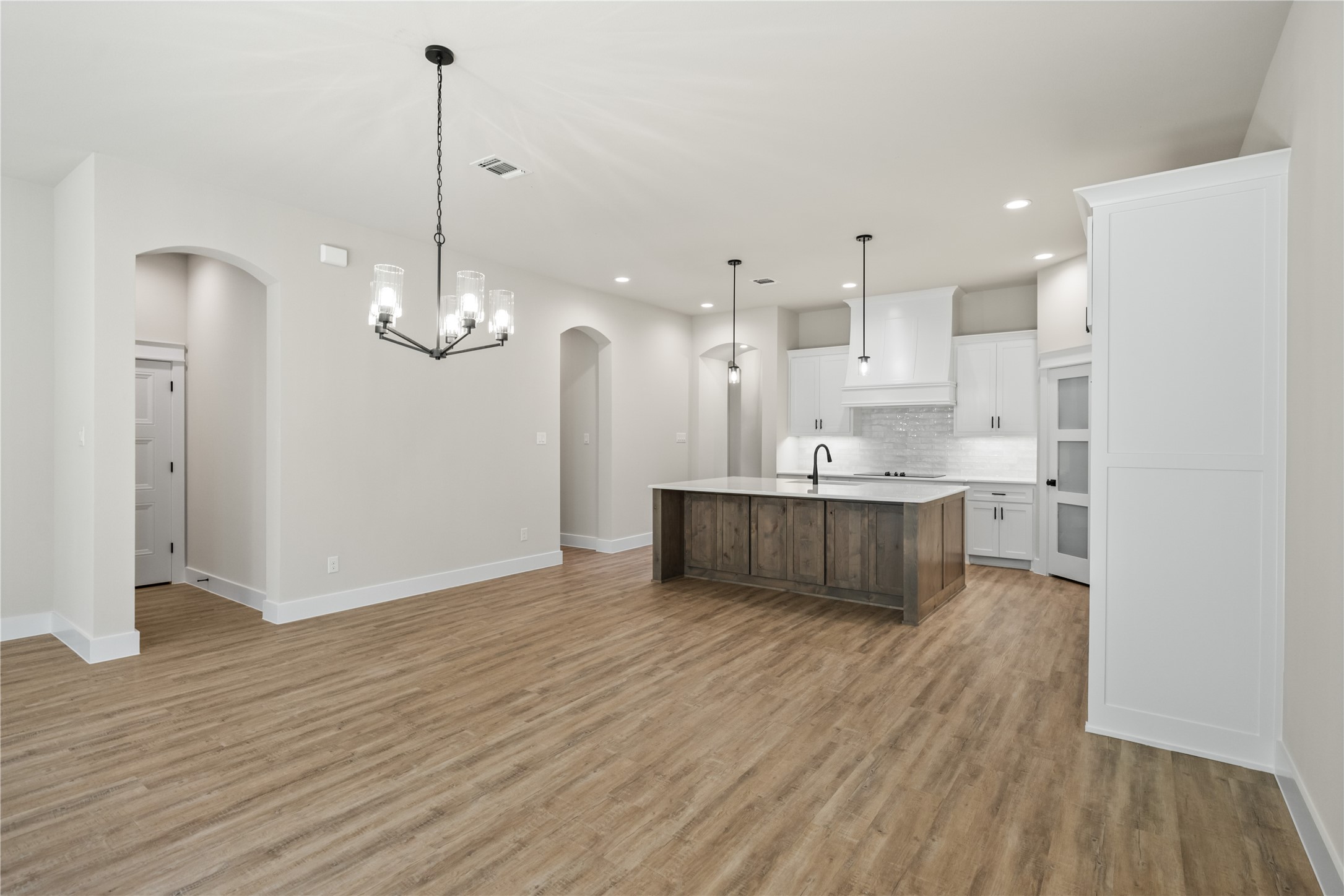 903 Boston Lane River Oaks TX 76114