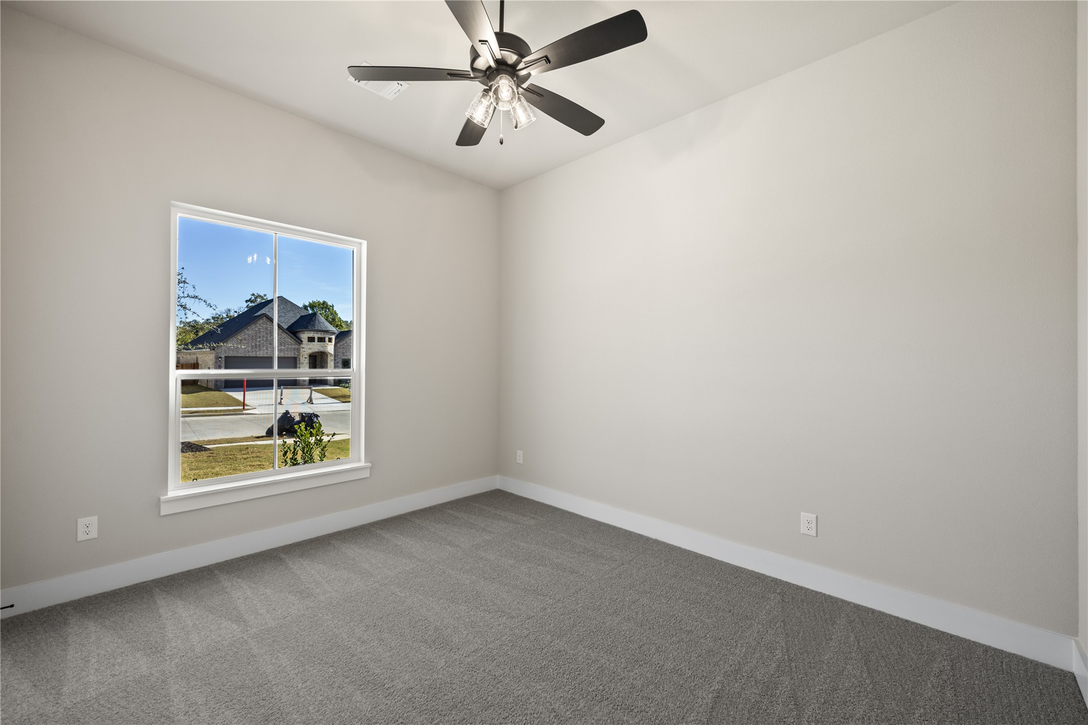 903 Boston Lane River Oaks TX 76114