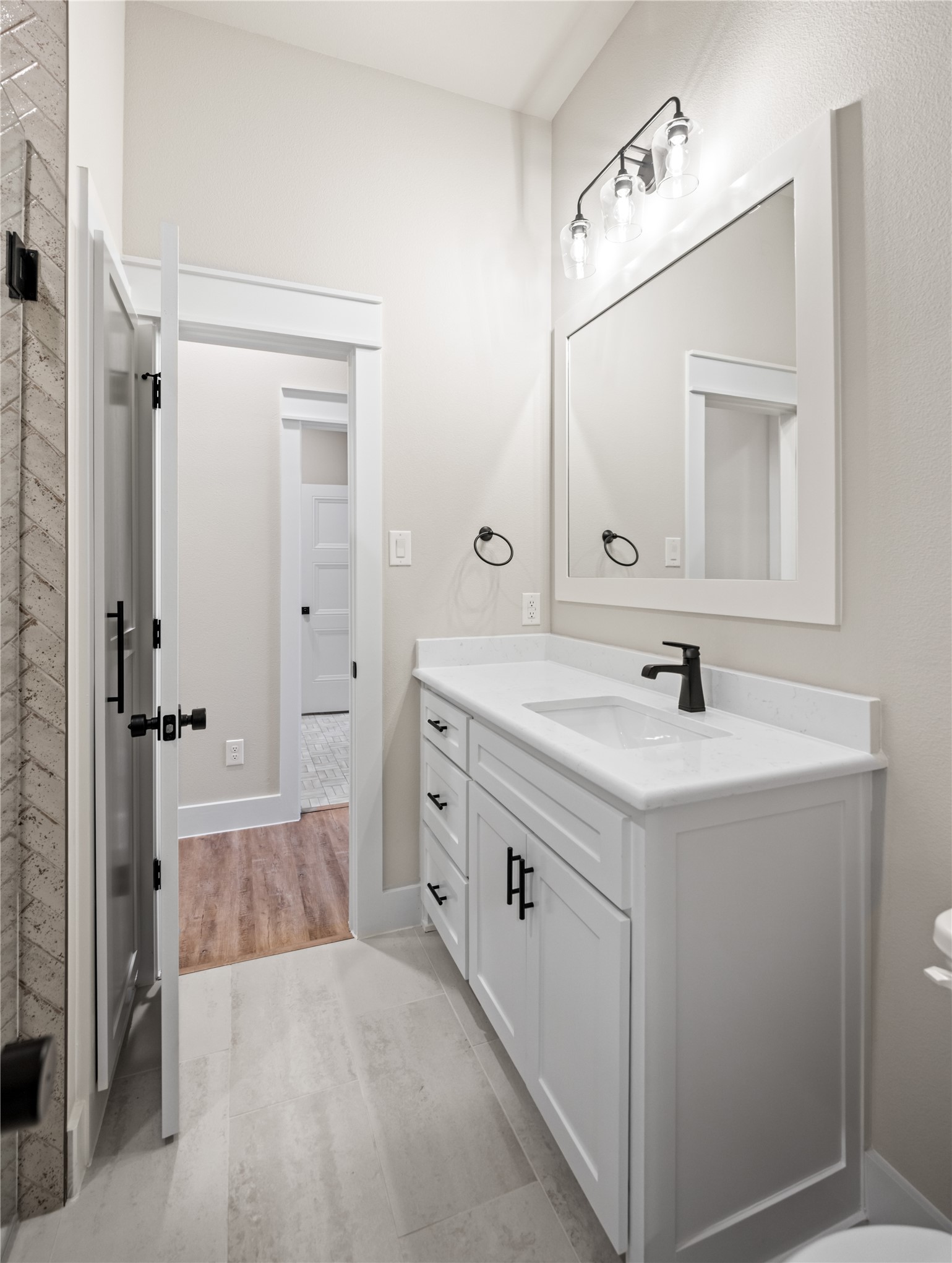 903 Boston Lane River Oaks TX 76114