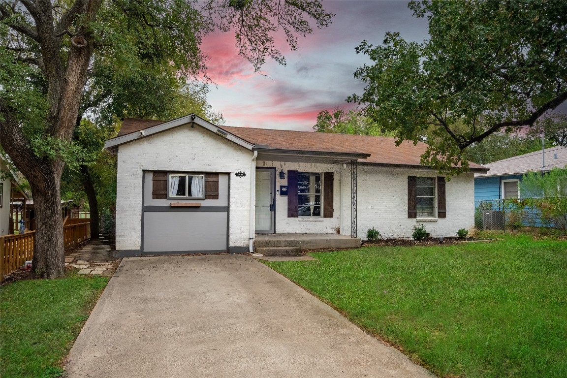 5028 Morris Avenue Fort Worth TX 76103