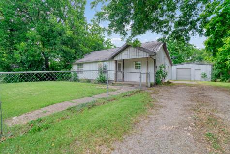 193 Church Street Deport TX 75435