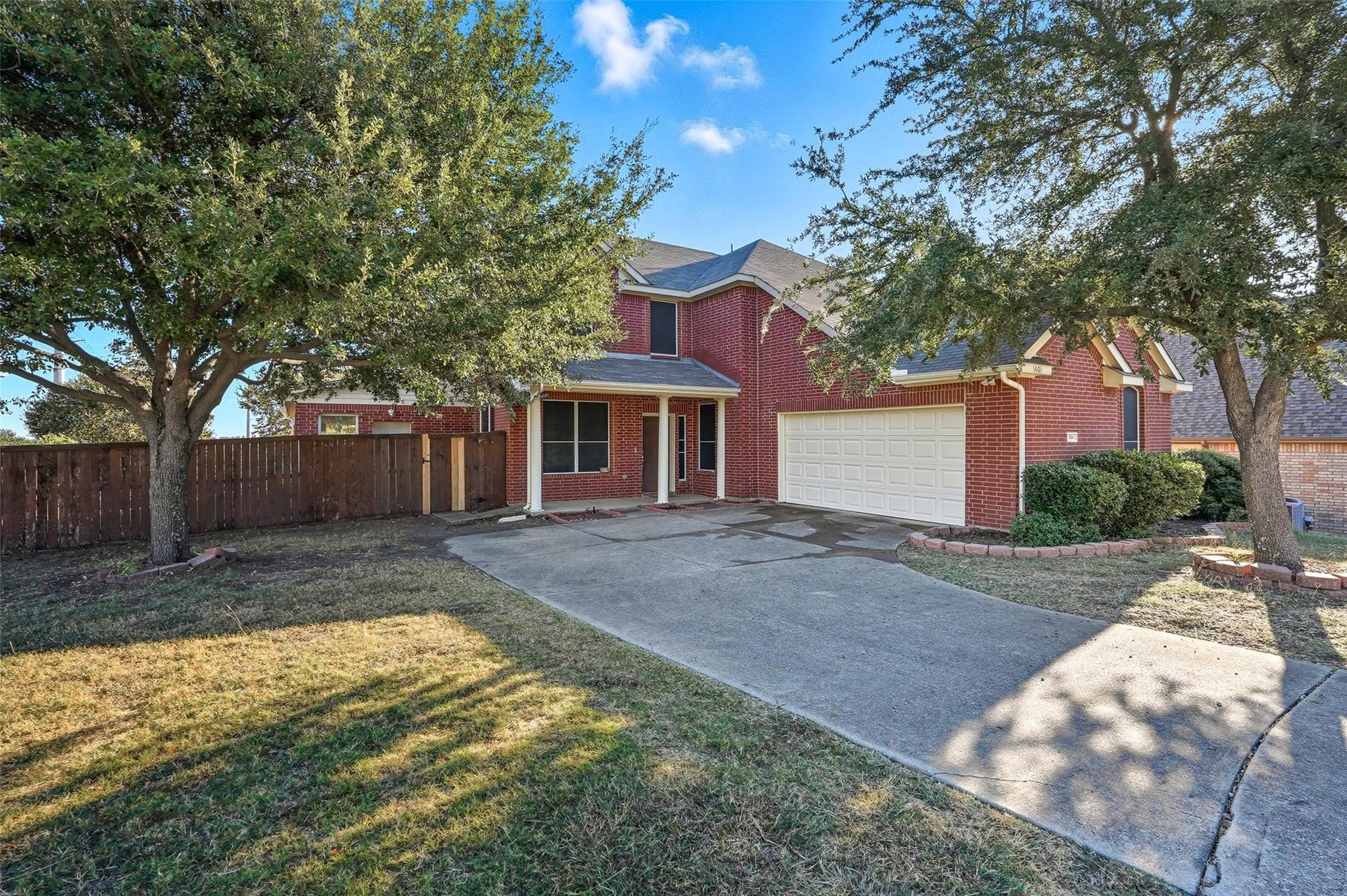1401 Springside Drive Garland TX 75043
