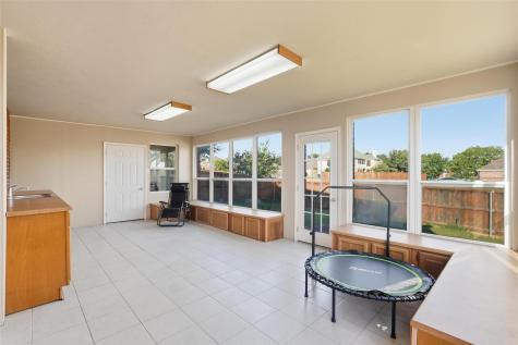 1401 Springside Drive Garland TX 75043