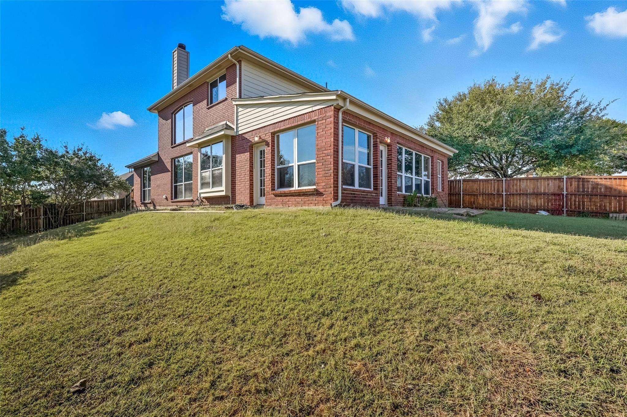 1401 Springside Drive Garland TX 75043