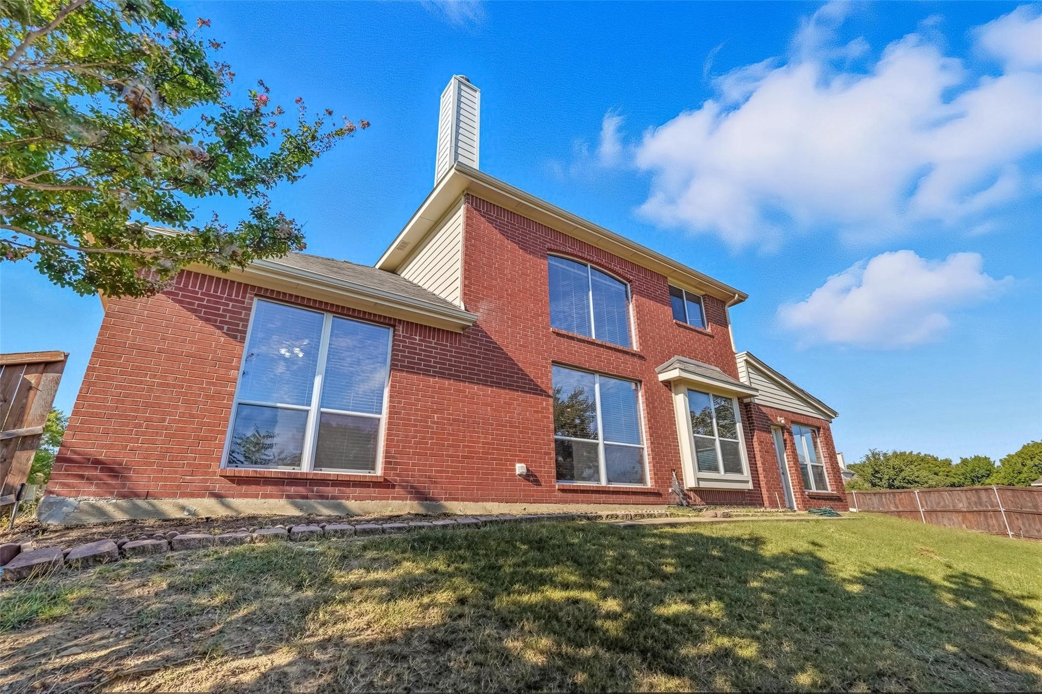 1401 Springside Drive Garland TX 75043