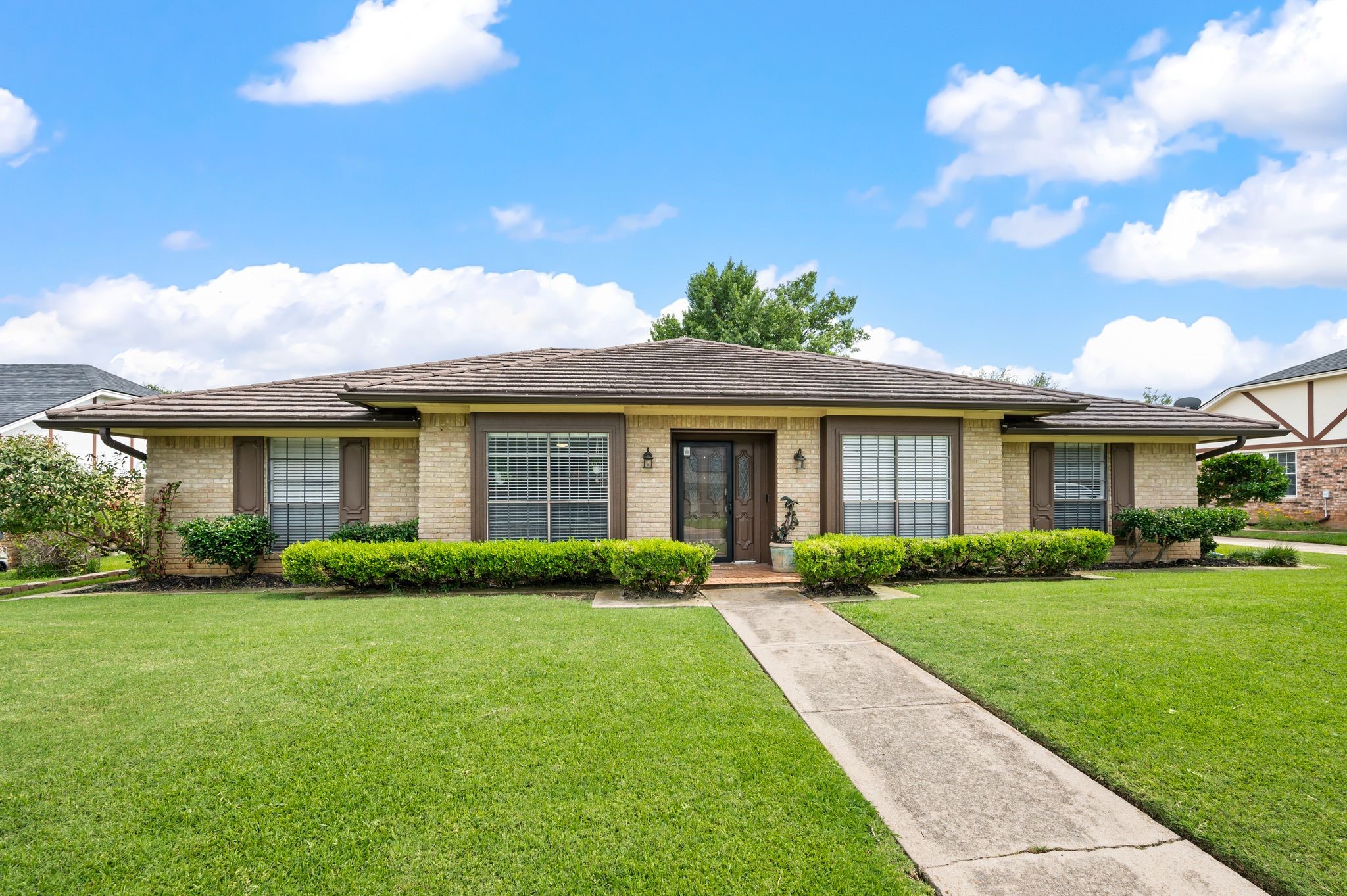 4306 Three Oaks Drive Arlington TX 76016