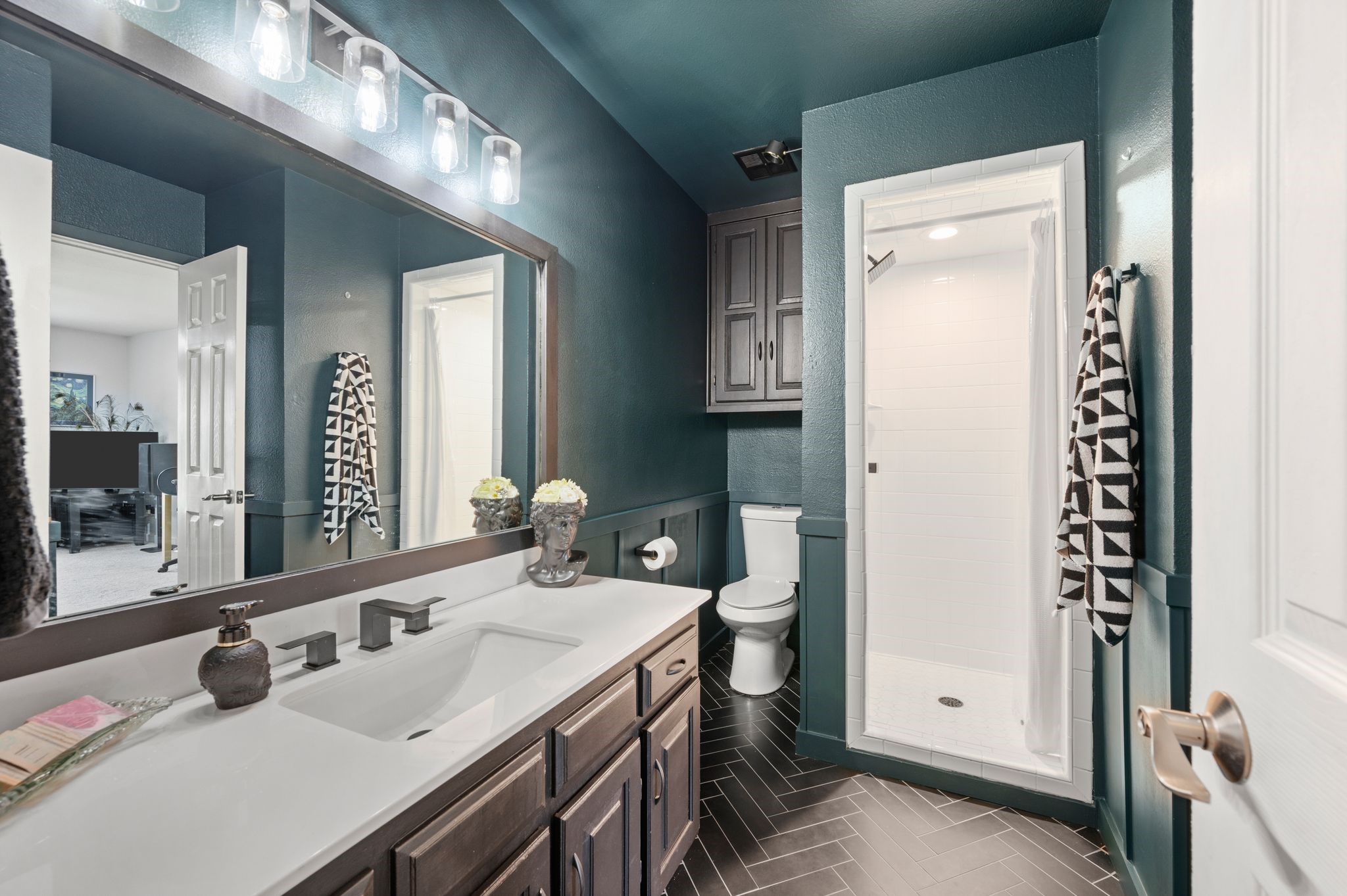 4306 Three Oaks Drive Arlington TX 76016