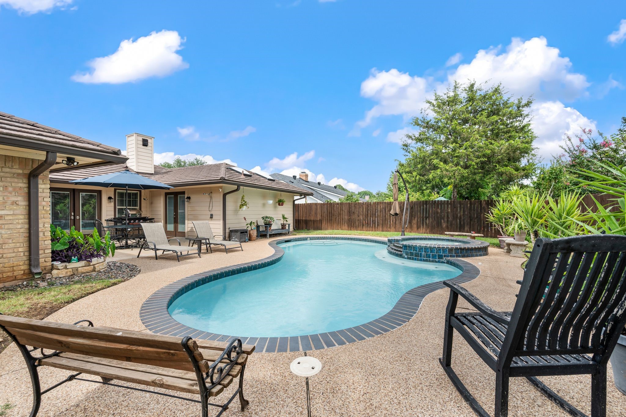 4306 Three Oaks Drive Arlington TX 76016