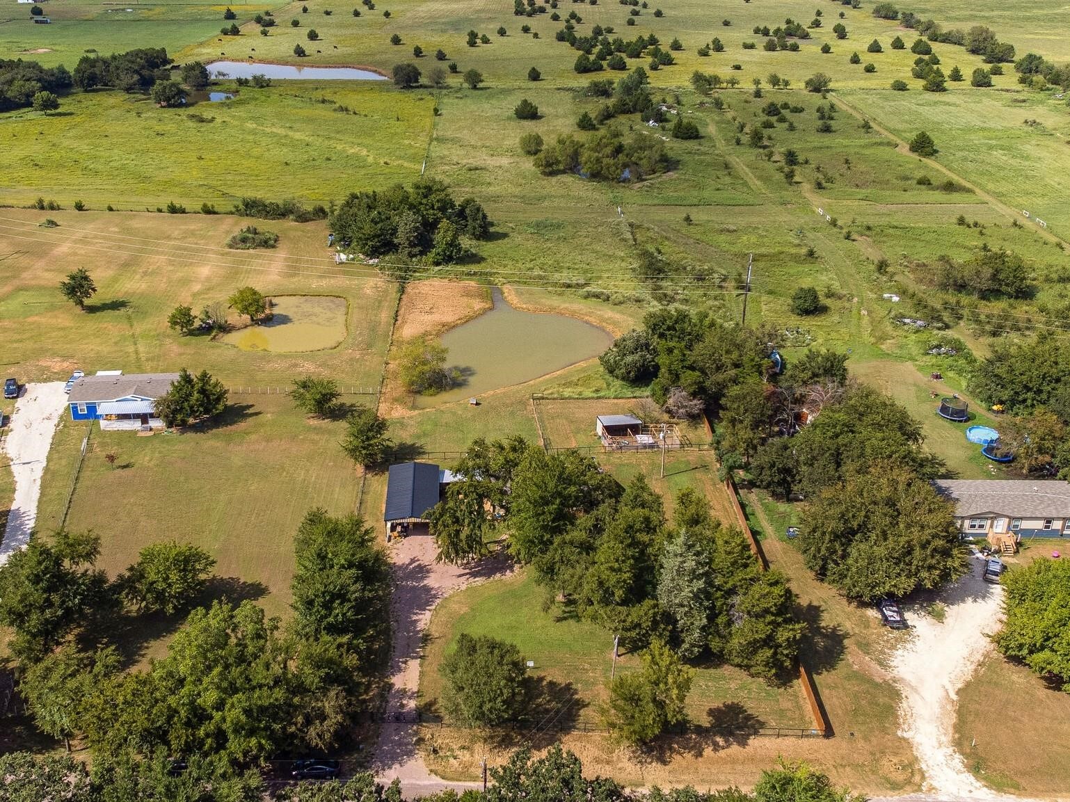 1223 Yowell Road Whitesboro TX 76273