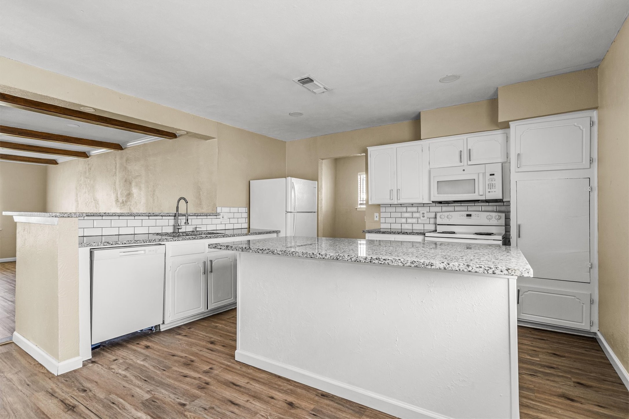 2624 Woodlawn Drive Ennis TX 75119