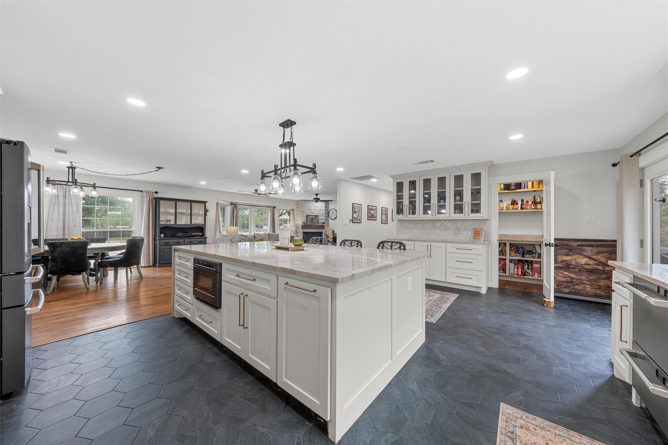 315 S Avenue G Clifton TX 76634