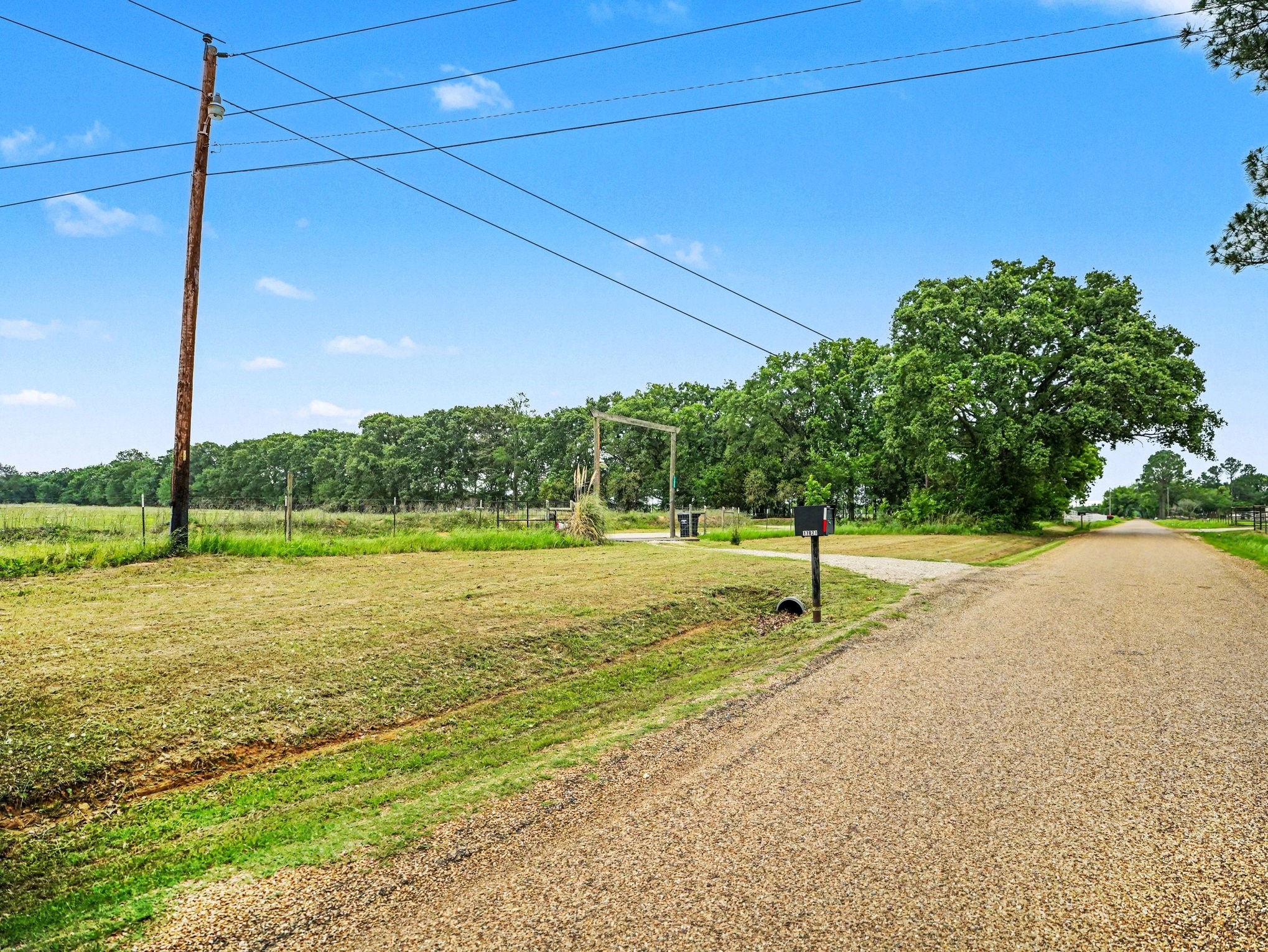 17821 County Road 4069 Kemp TX 75143