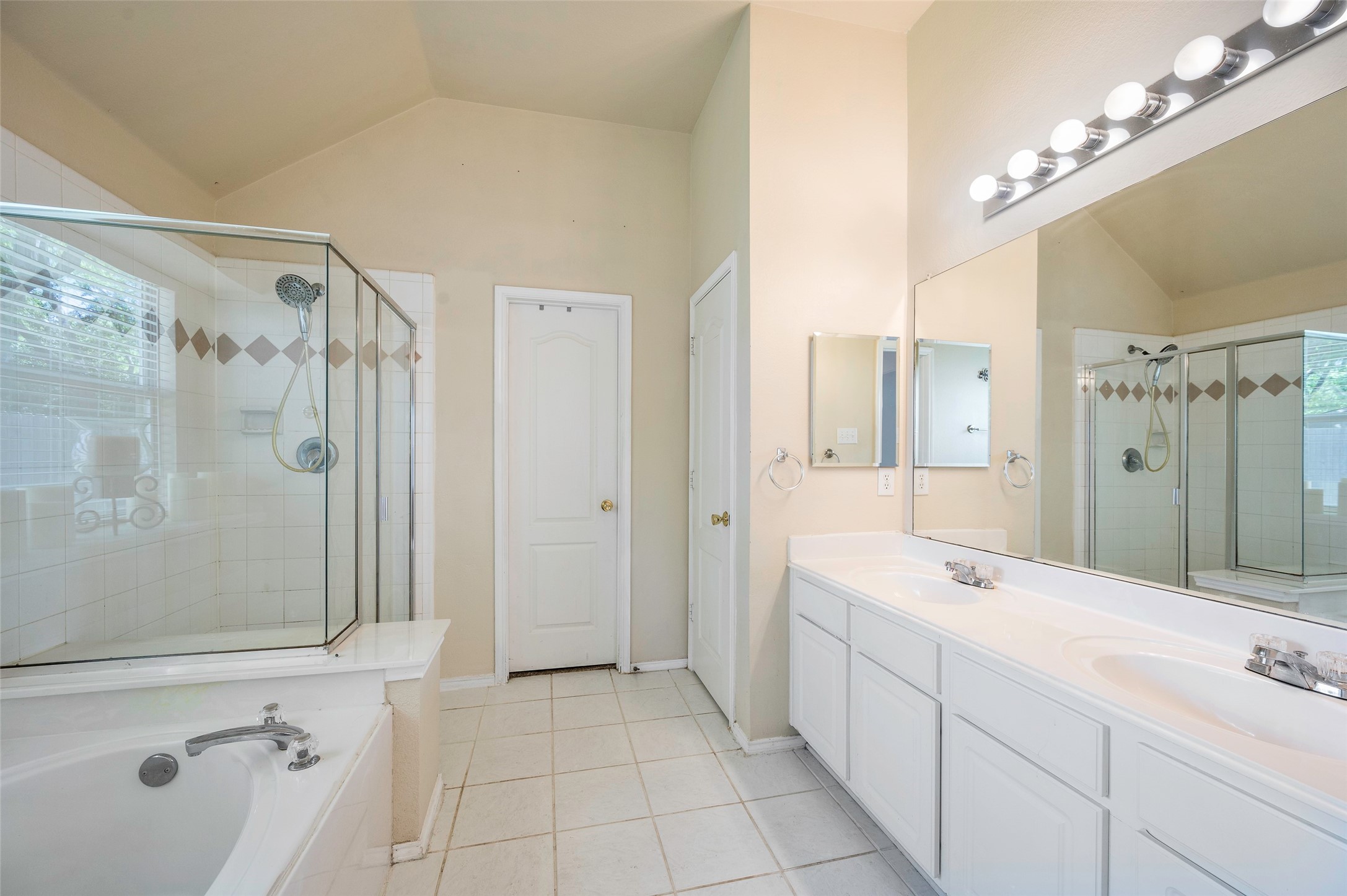 3002 Blake Street Corinth TX 76210