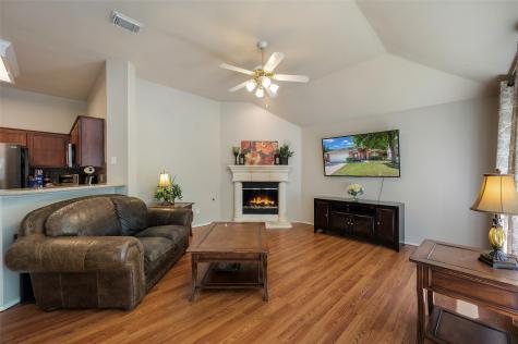 3002 Blake Street Corinth TX 76210