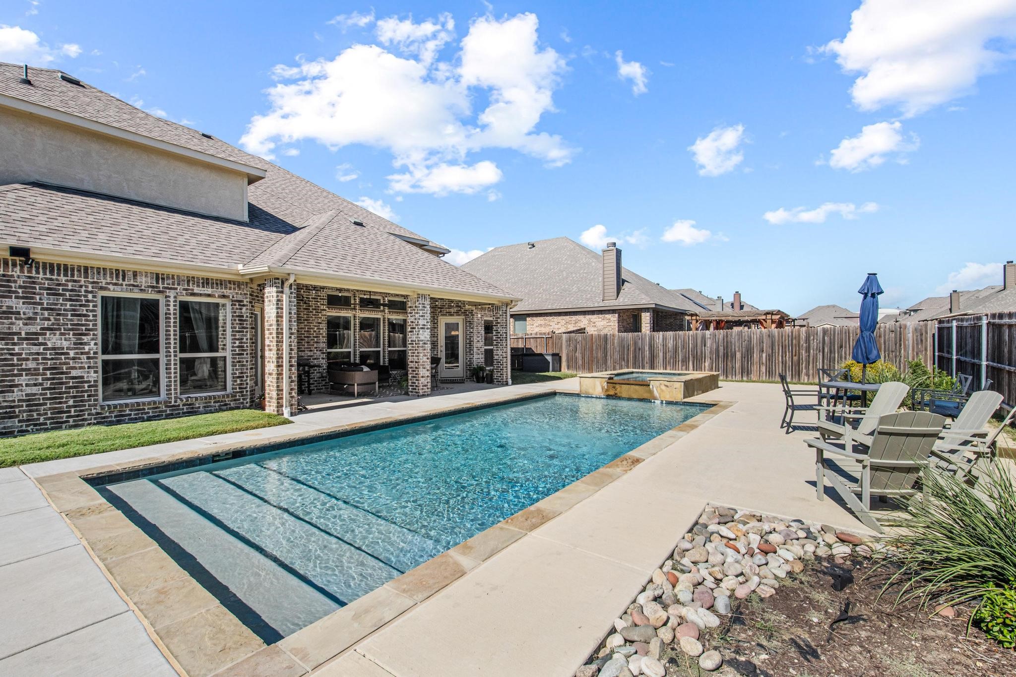 104 Sweetleaf Drive Red Oak TX 75154