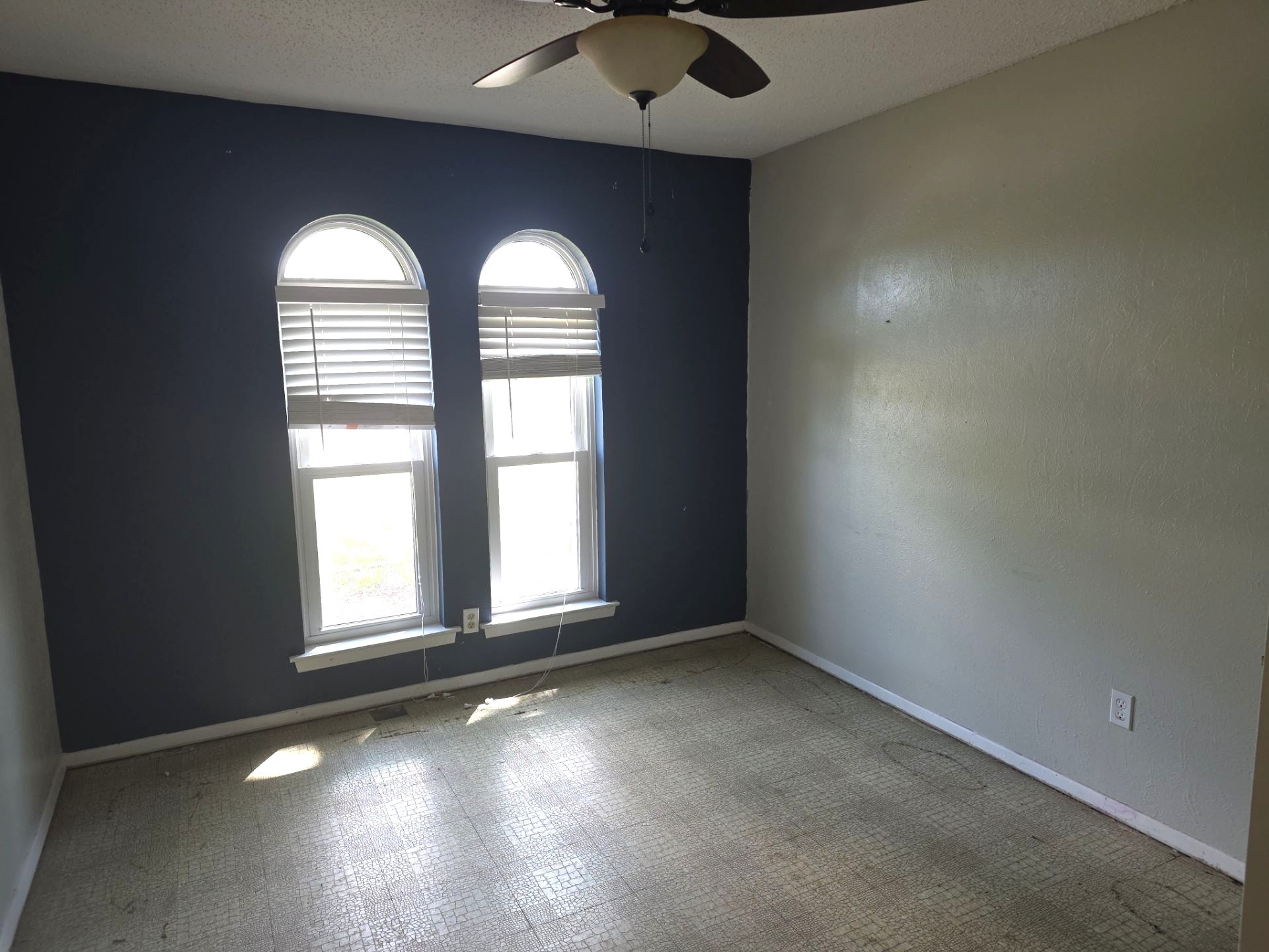 1900 26th Avenue Mineral Wells TX 76067