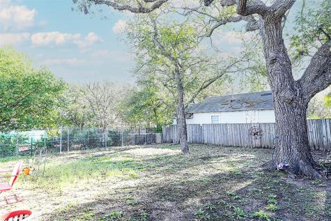 307 Rock Street Bowie TX 76230