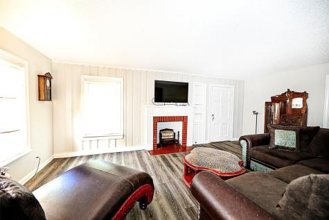 307 Rock Street Bowie TX 76230