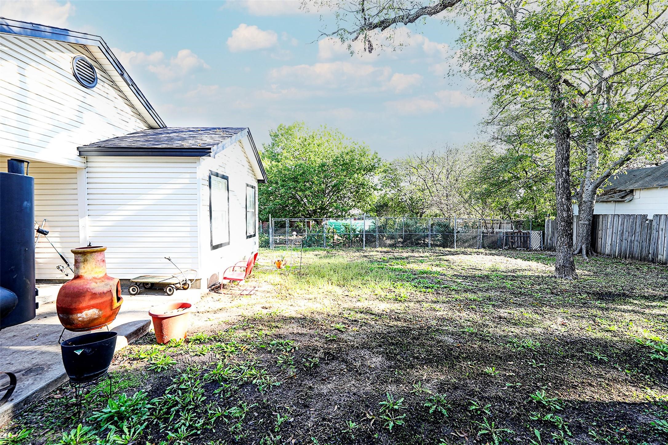 307 Rock Street Bowie TX 76230