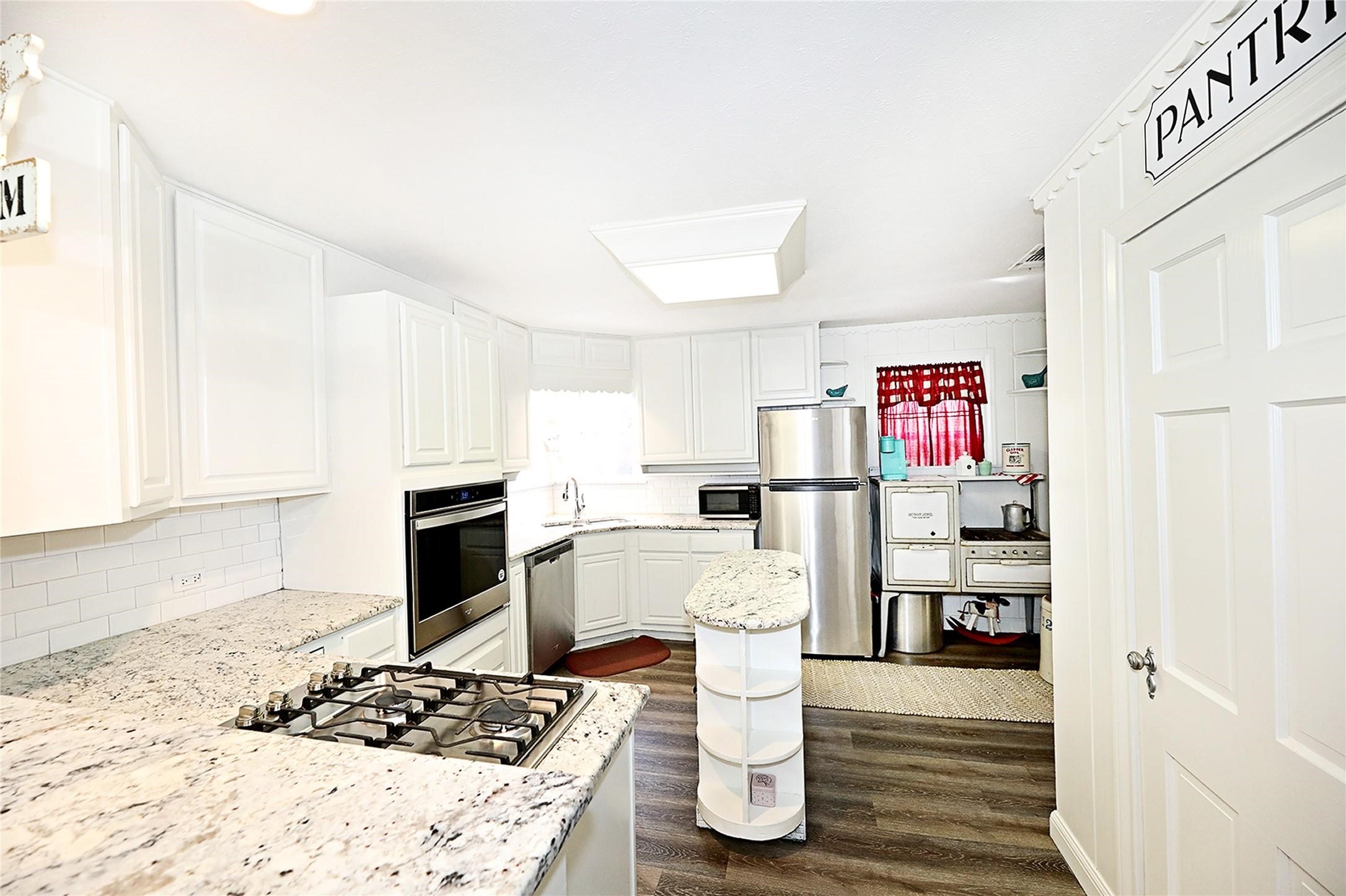 307 Rock Street Bowie TX 76230
