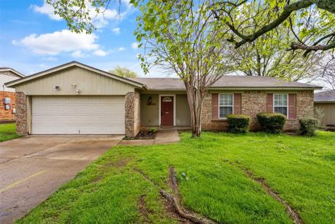 1409 Clearfield Drive Cleburne TX 76033