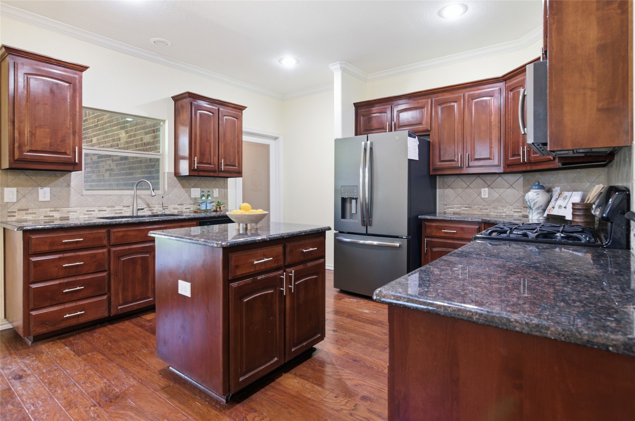 10204 Point Lobos Trail Fort Worth TX 76177