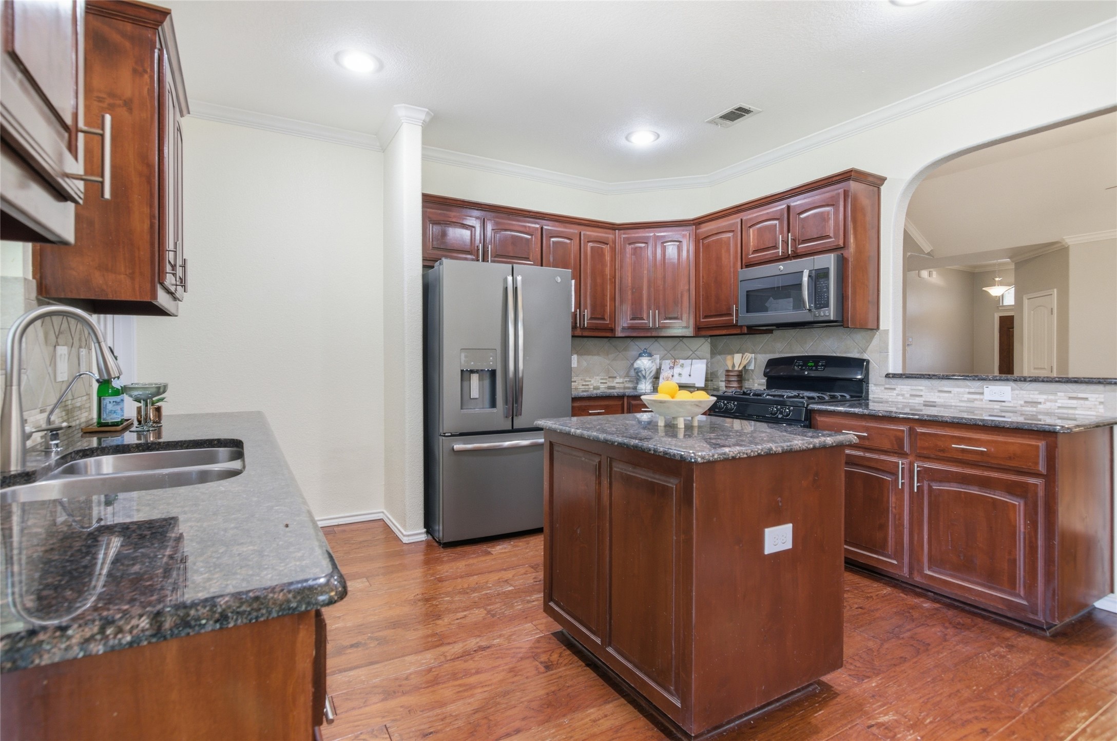 10204 Point Lobos Trail Fort Worth TX 76177