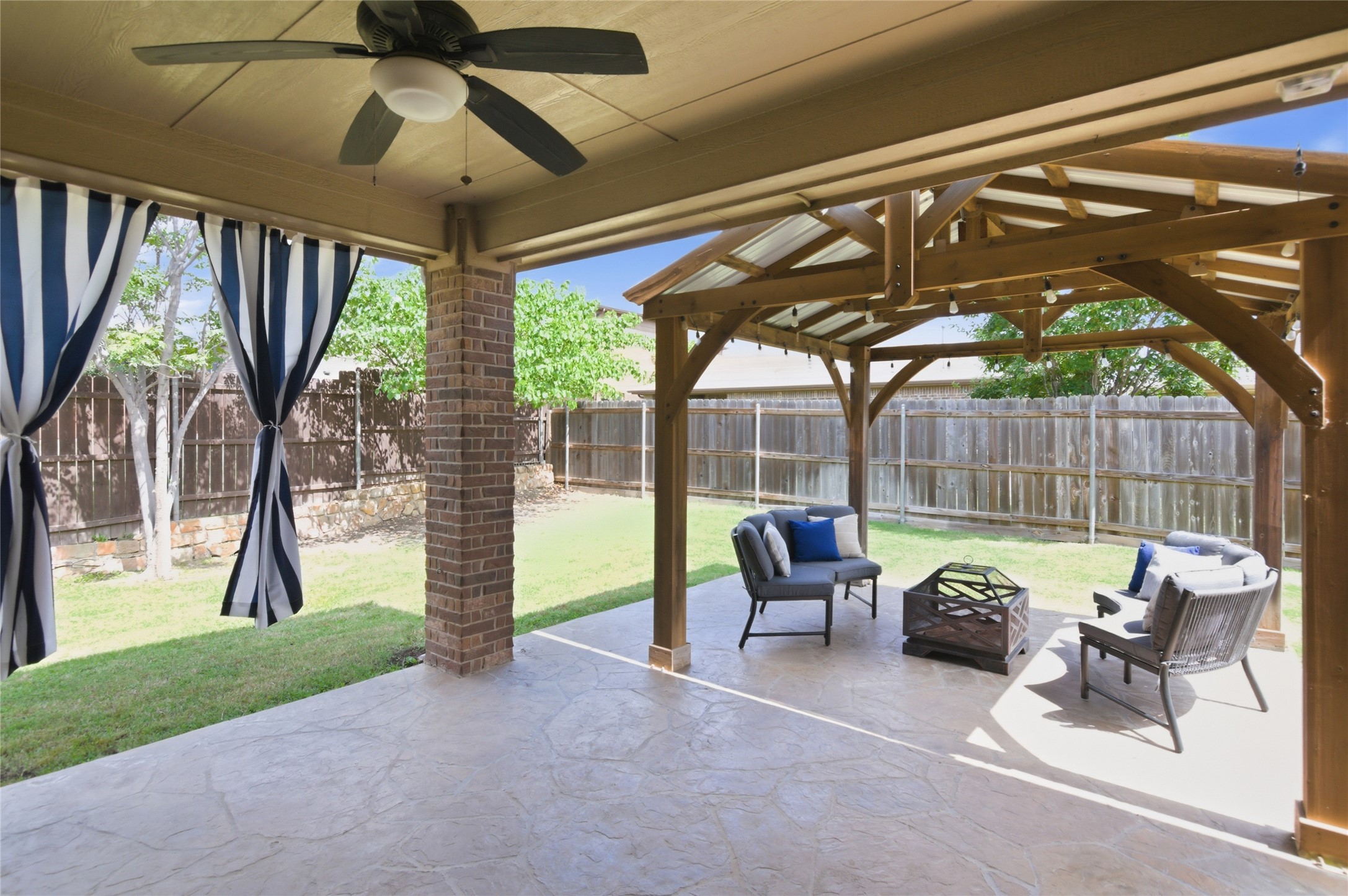 10204 Point Lobos Trail Fort Worth TX 76177