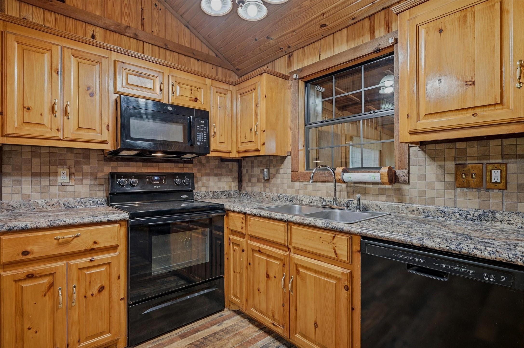 1489 Calf Creek Lane Sherman TX 75090