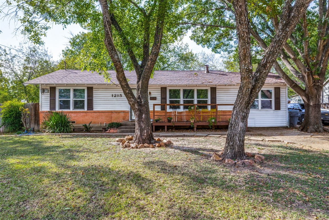1215 Mcelree Street Dallas TX 75217