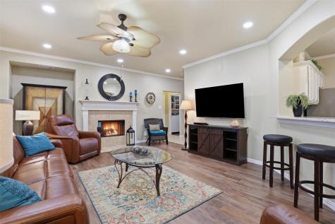 2810 Hammond Drive Grand Prairie TX 75052