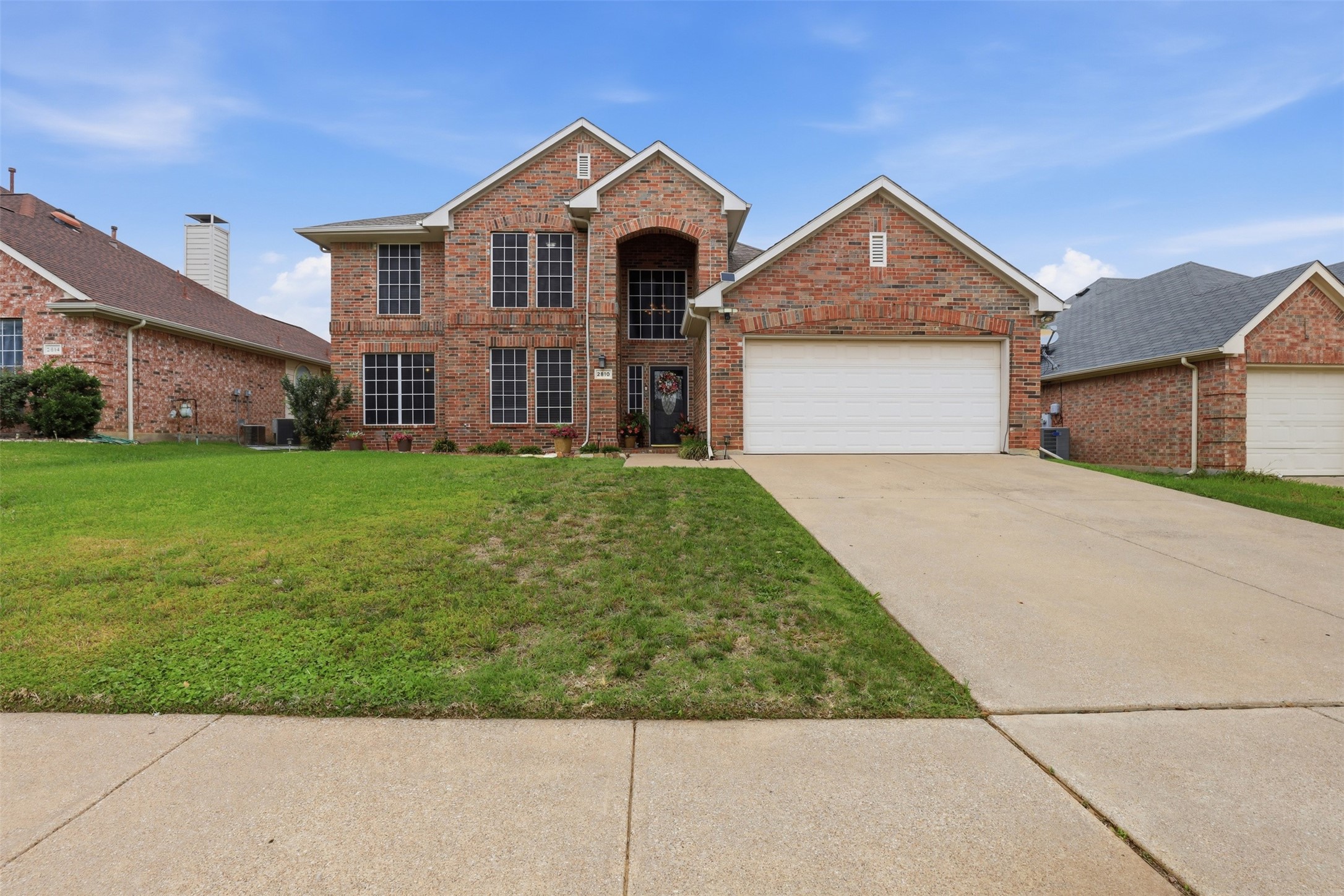 2810 Hammond Drive Grand Prairie TX 75052