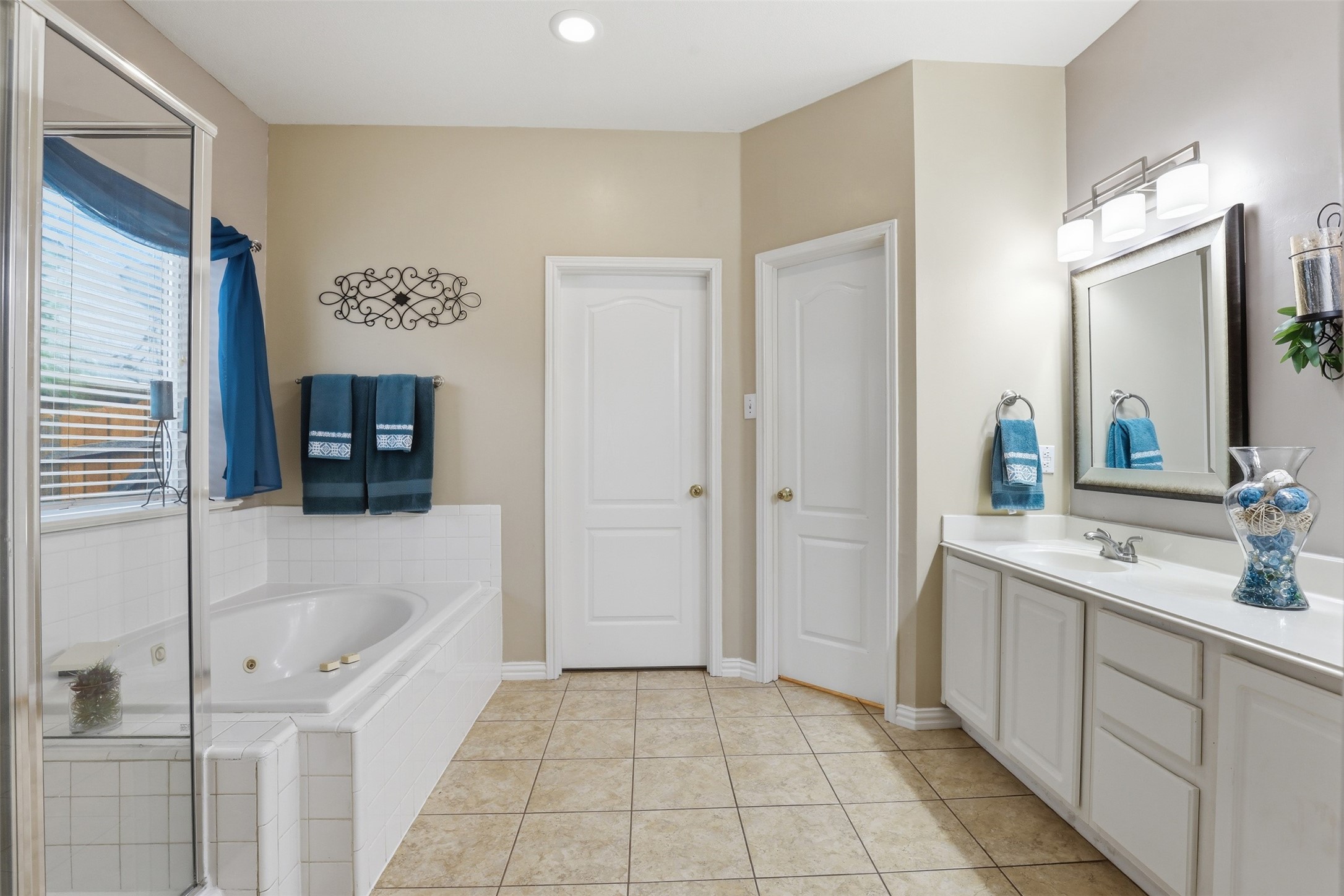 2810 Hammond Drive Grand Prairie TX 75052