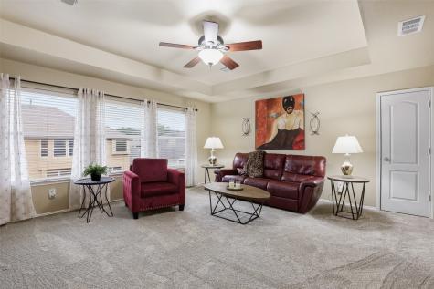 2810 Hammond Drive Grand Prairie TX 75052